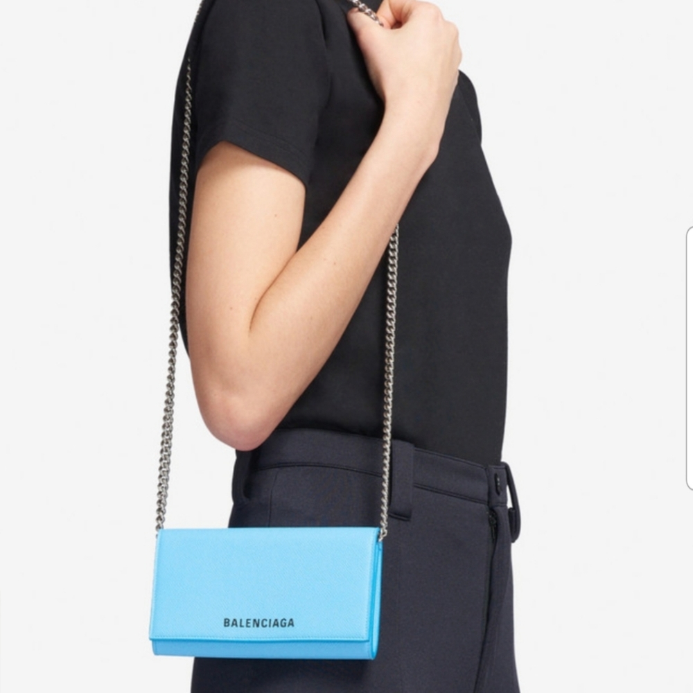 Rare Balenciaga Wallet On Chain